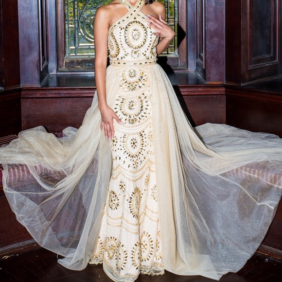 Gold prom gown - Picture 3 of 3